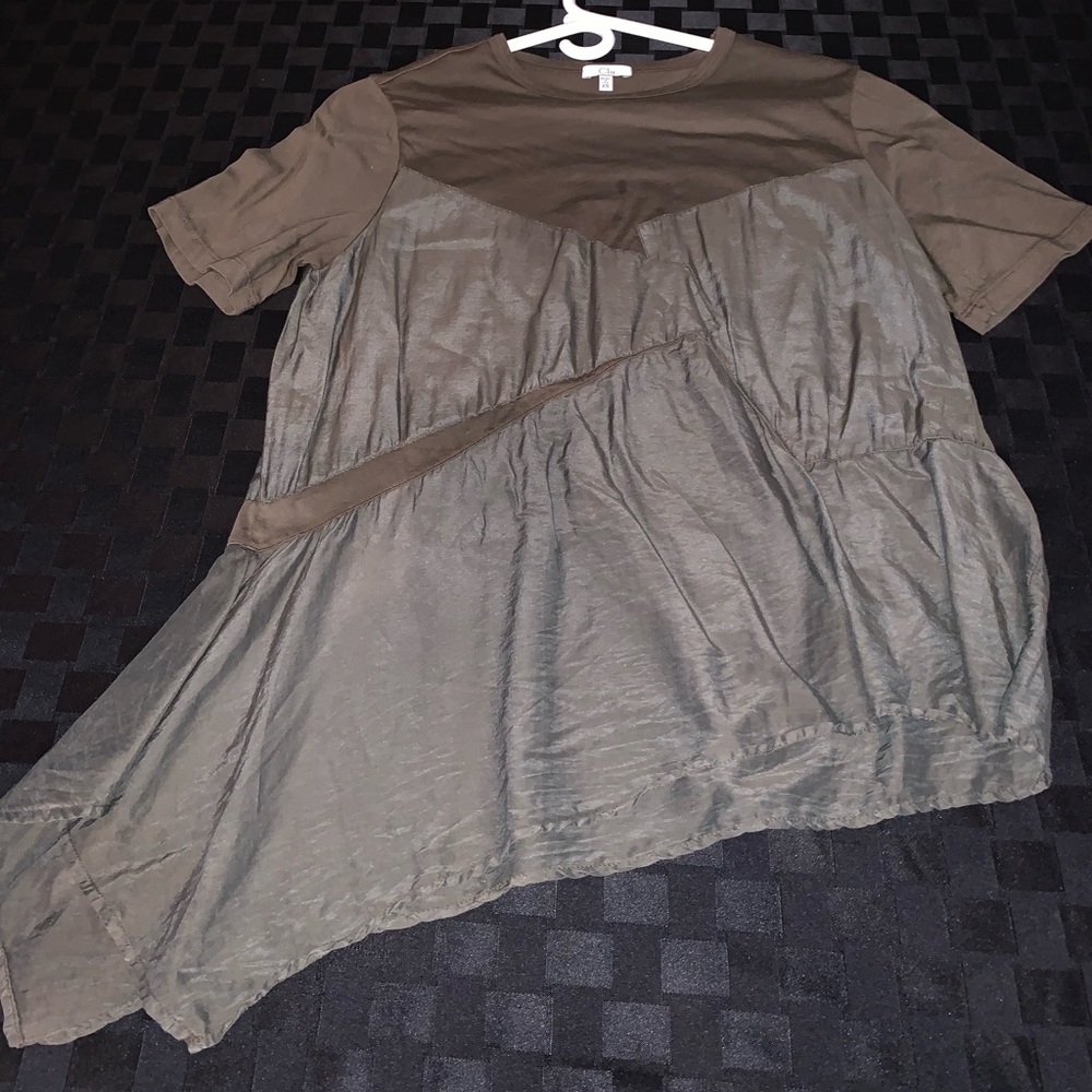 ClU brown top size extra small